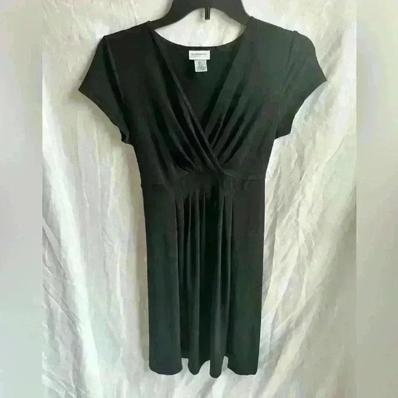 Motherhood Maternity Dresses & Skirts - Motherhood Maternity Short Sleeve Black Fit and Flare Mini Dress Size S